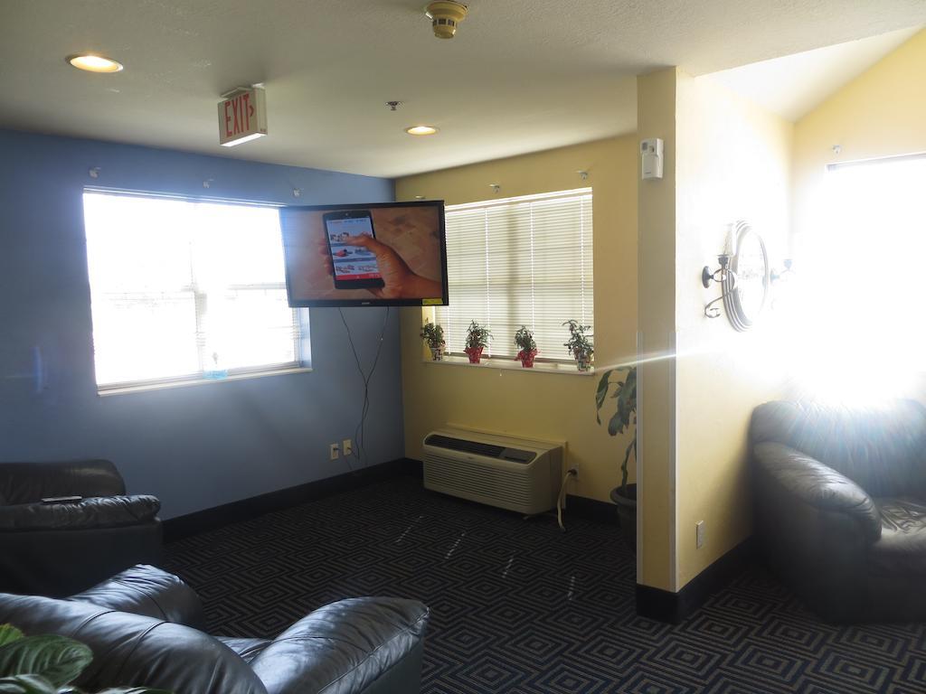 Days Inn Pryor Creek Eksteriør bilde